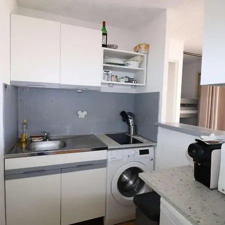 Avec Terrasse, Proche - 5 Pers. - Fr-1-307-304